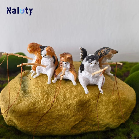 Creative Aquarium Decoration Small Fishing Cat